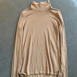 American Eagle rib turtleneck